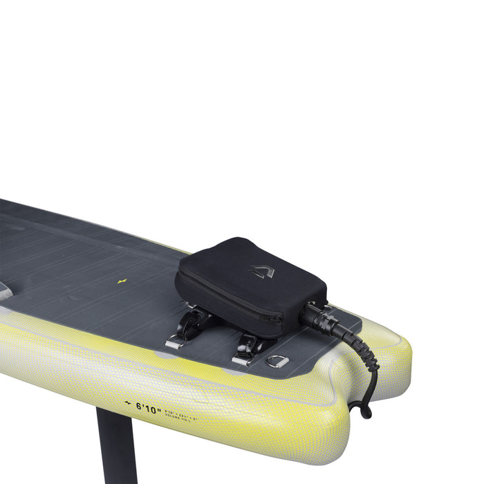 Duotone Cruise battery box mounting set mounted on the board