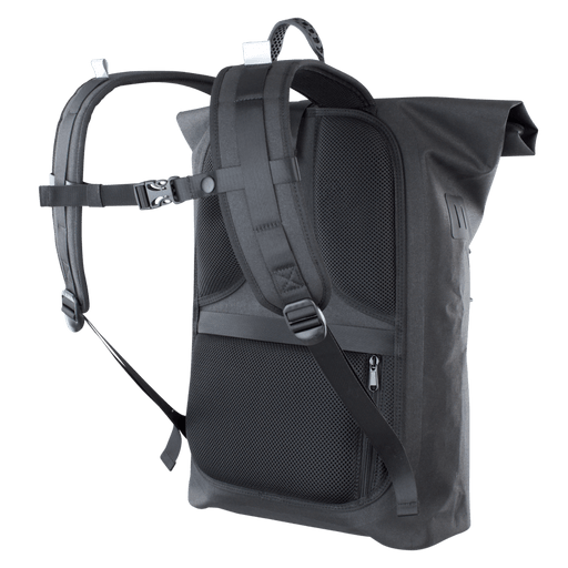 Duotone Daypack Rolltop 2026 900 black, view 1 (picture: duotonesports.com)