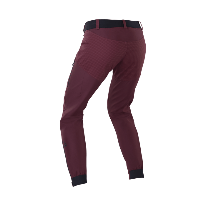 ION Bike Pants Shelter 2L Softshell women 2025 511 purple-red, view 1 (picture: ion-products.com)